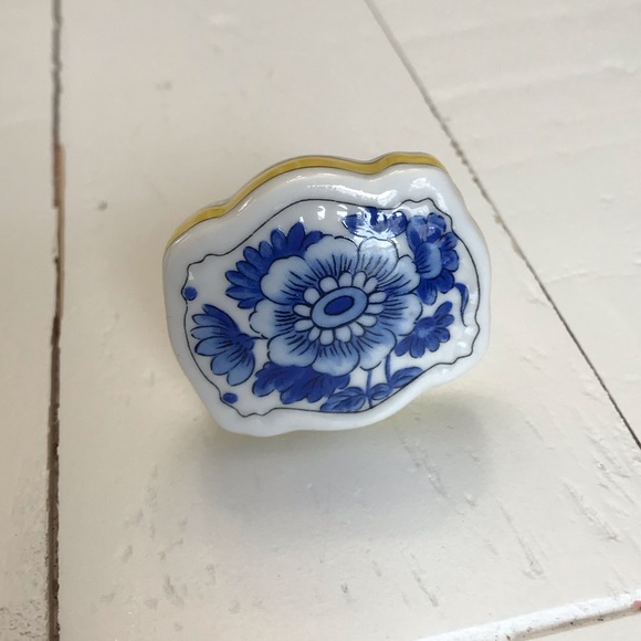 Bundle for hermesbooks of three drawer pulls - Picture 4 of 7